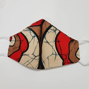 Face mask 100% cotton with elastic ear loops.